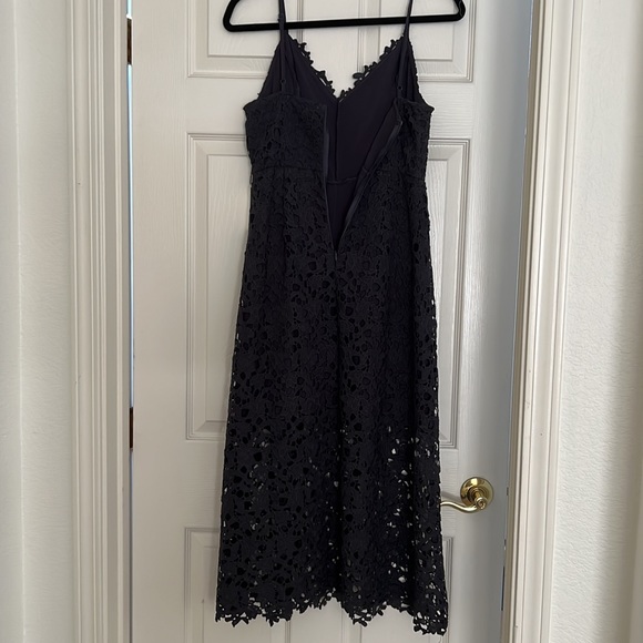 ASTR the label eyelet midi dress ink NWT - Picture 6 of 7